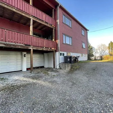 Apartamento Arctic Delight 4-Bed Apartment In Tromso *