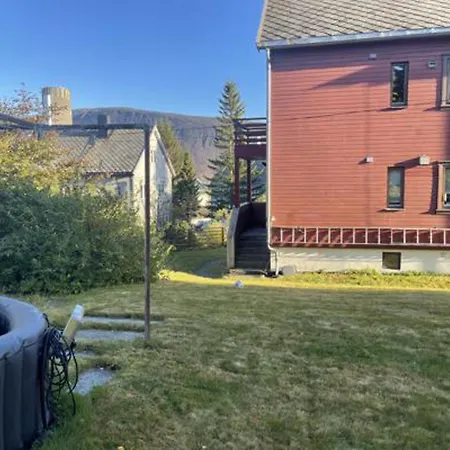 Arctic Delight 4-Bed Apartment In Tromso